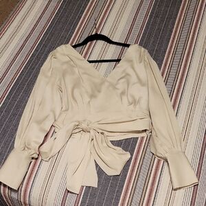 Elegant Satin Banana Republic Cream Tie-Front Blouse Size 4